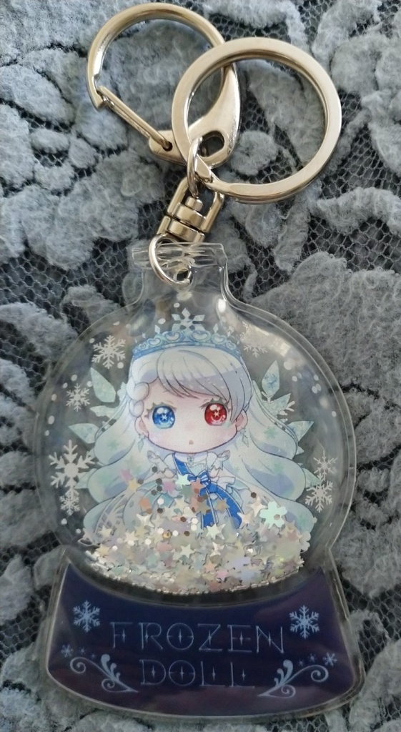スノードームキーホルダー