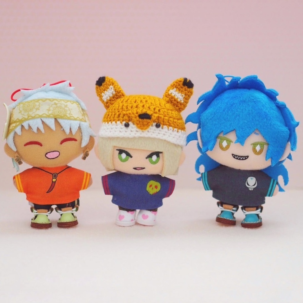 10cmぬい twst Tシャツ