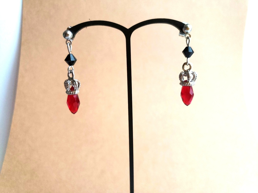 *赤井秀一イメージアクセサリー/クラウンチャームピアス*