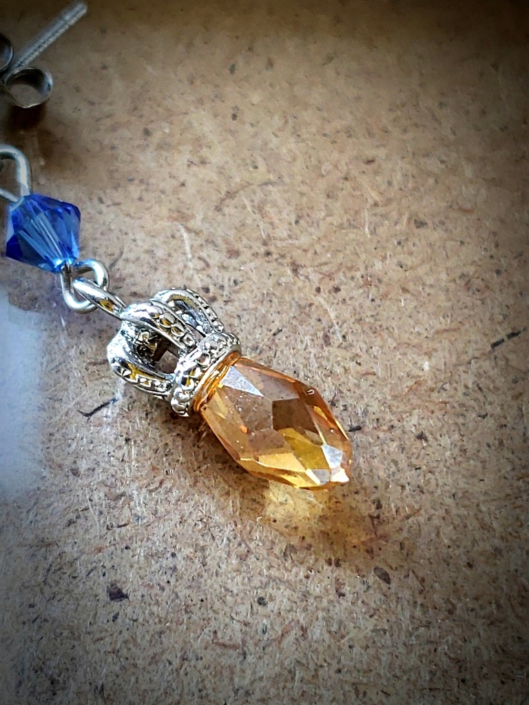 *降谷零(安室透)イメージアクセサリー/クラウンチャームピアス*