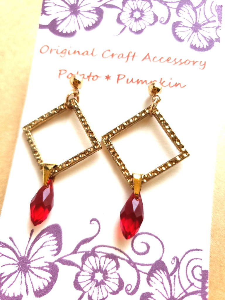 *赤井秀一 イメージアクセサリー/スクエアチャームピアス*