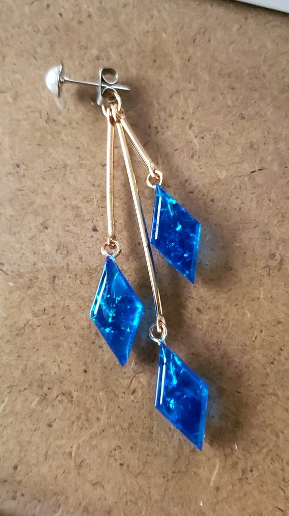 *twst フロイド・ジェイド風 イメージピアス【ホログラム有り】*