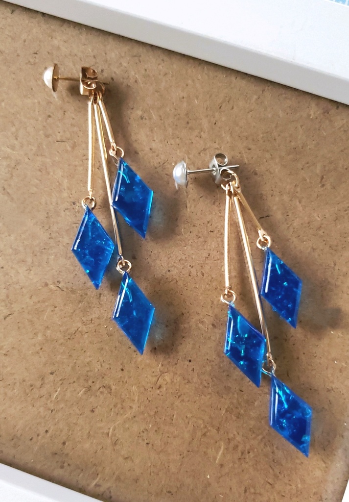 *twst フロイド・ジェイド風 イメージピアス【ホログラム有り】*