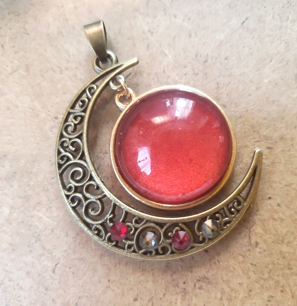 *twst スカラビア イメージ ペンダントトップ*