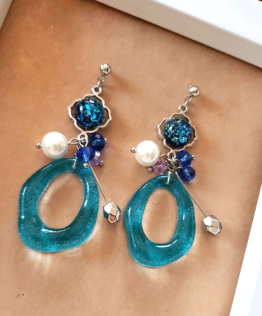 *呪術廻戦 五条悟イメージアクセサリー【懐玉・玉折】*