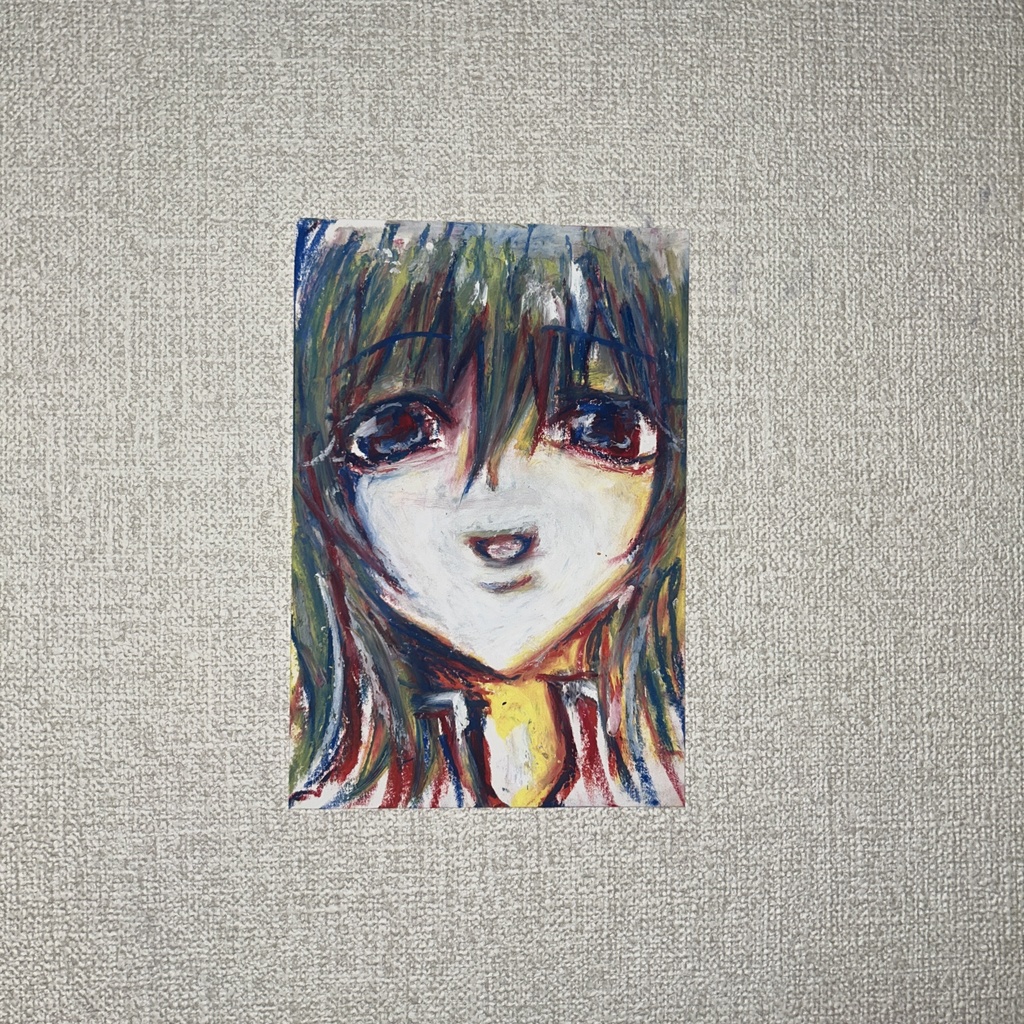 目が合うフィギュア