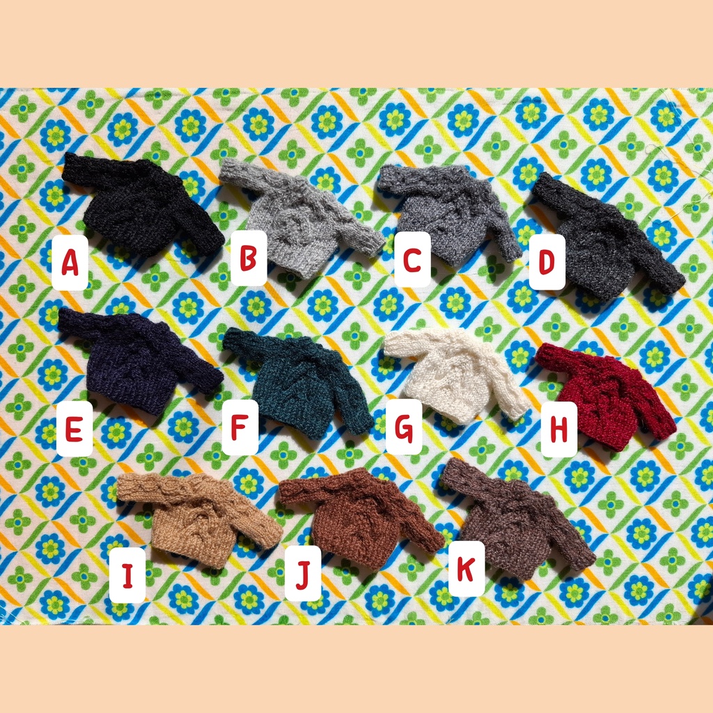 模様編みのニット2025・深めカラー