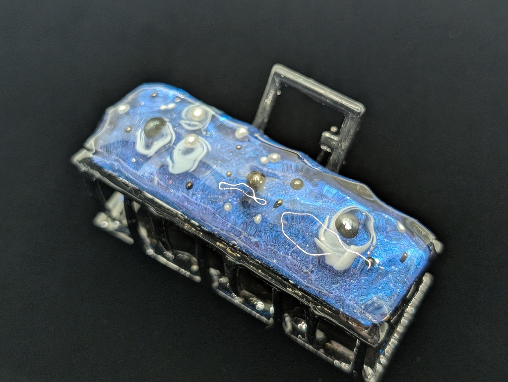 屋根裏部屋の宇宙バンスクリップ