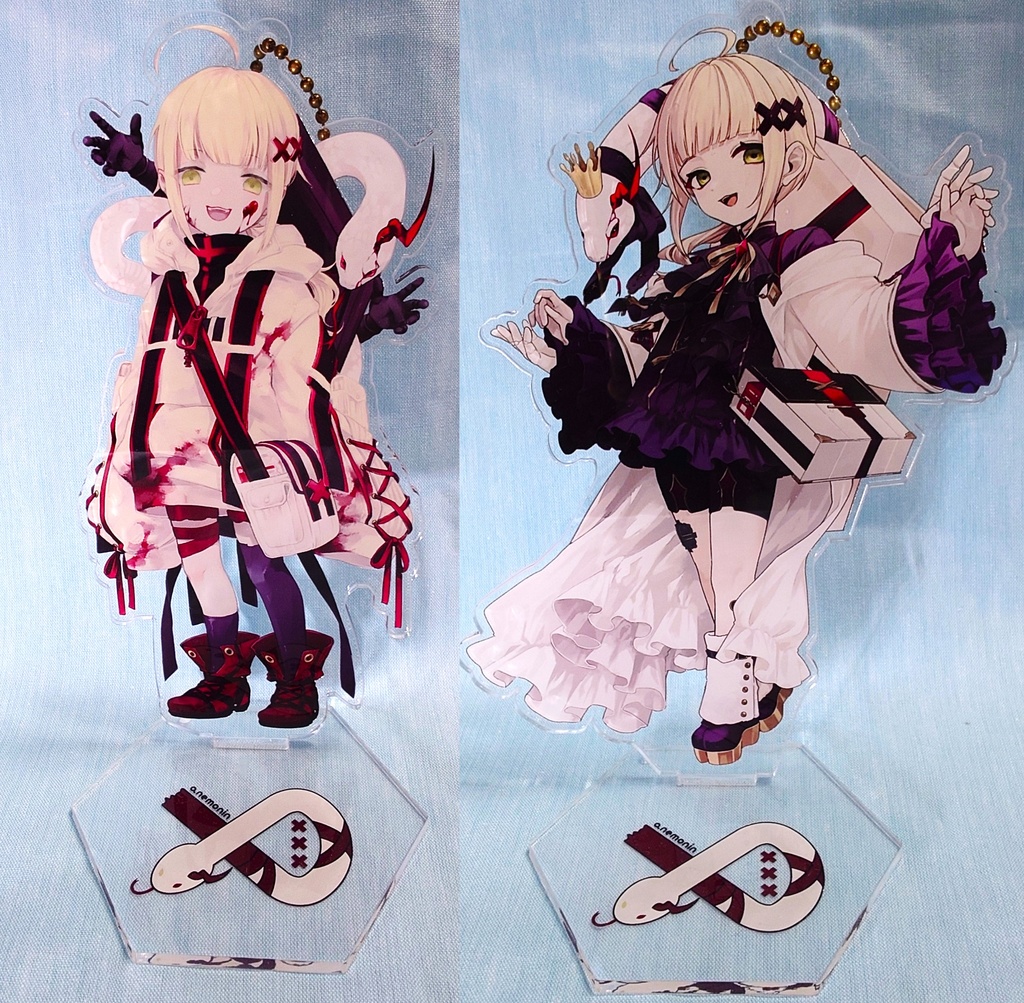 ビッグアクリルスタンド