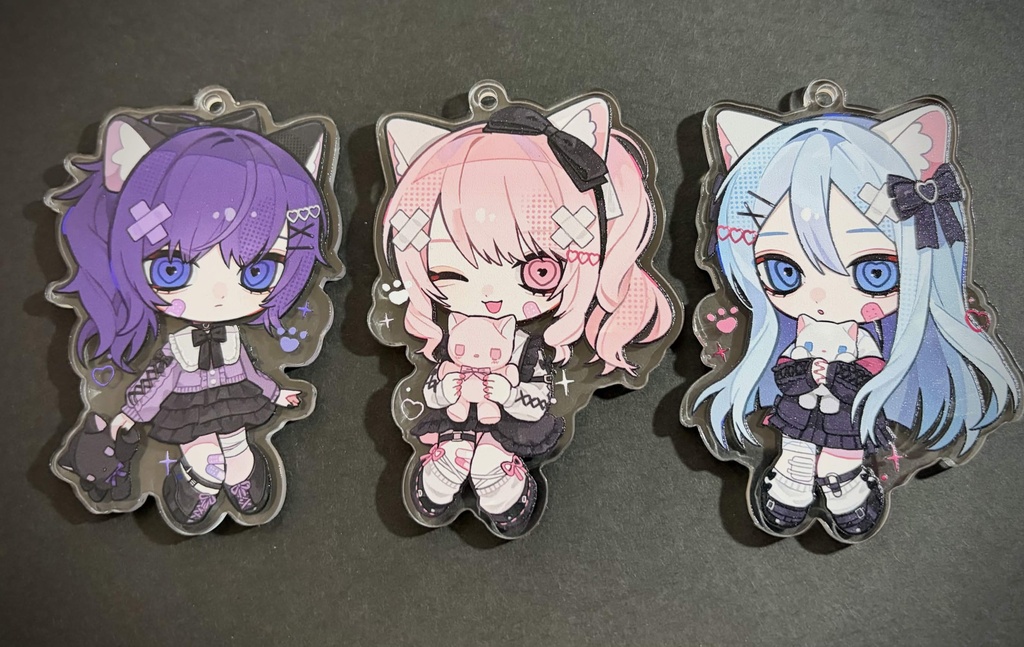 【受注販売】ニーゴ&巡音ルカ リボン付アクリルキーホルダー
