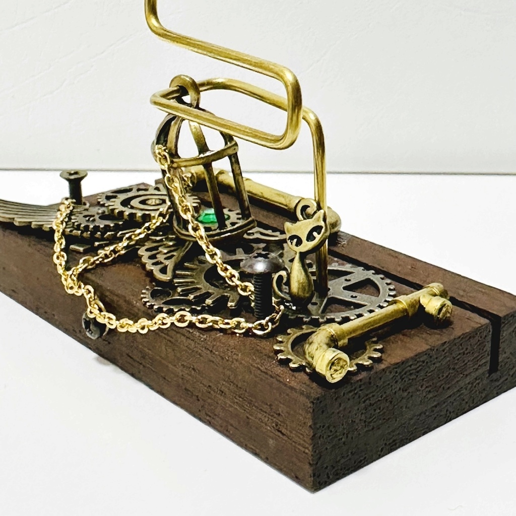 腕時計たてるやつ(時の牢獄)