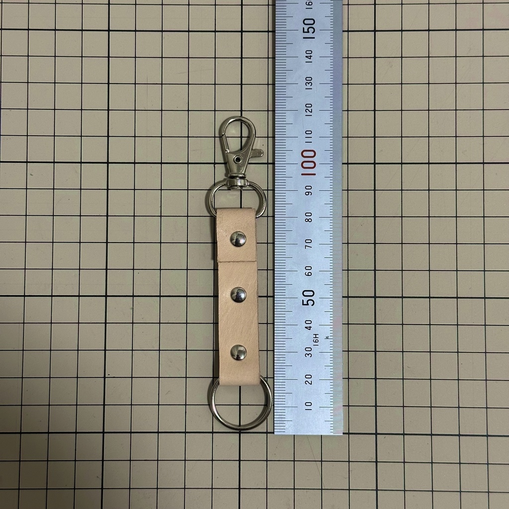 缶バッジをキーホルダーにするやつ