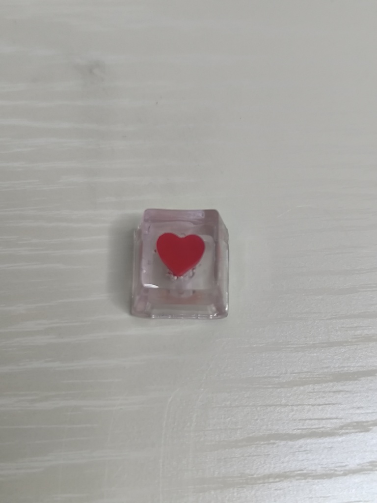 潤いハートクリアバージョン キーキャップ