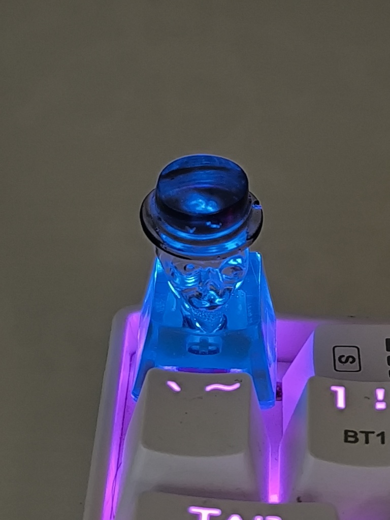 クリアなドクロキーキャップ