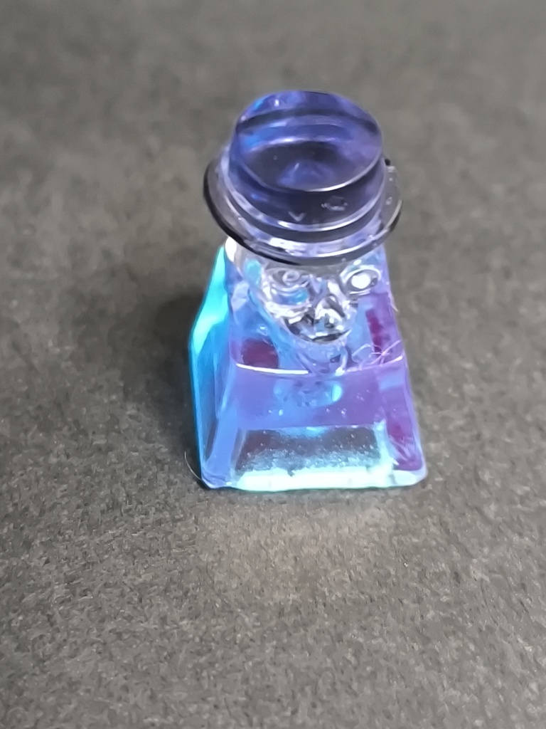 クリアなドクロキーキャップ