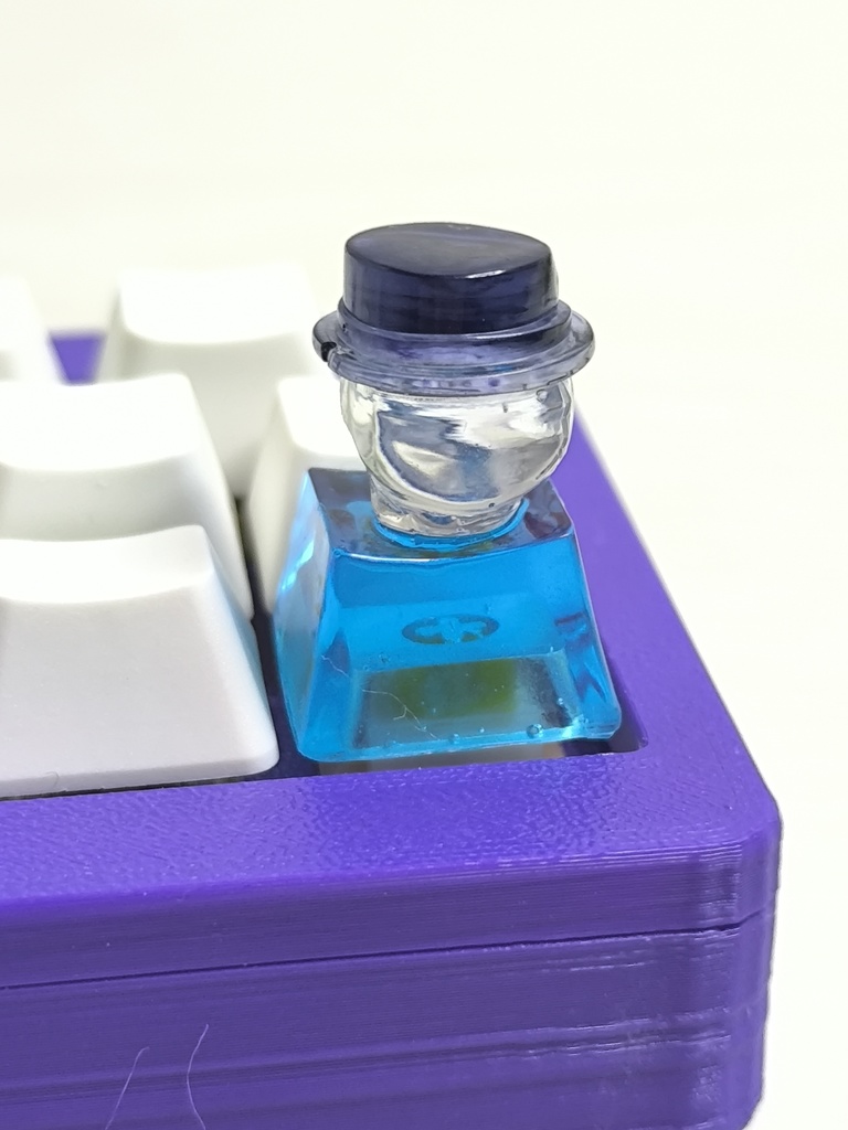 クリアなドクロキーキャップ