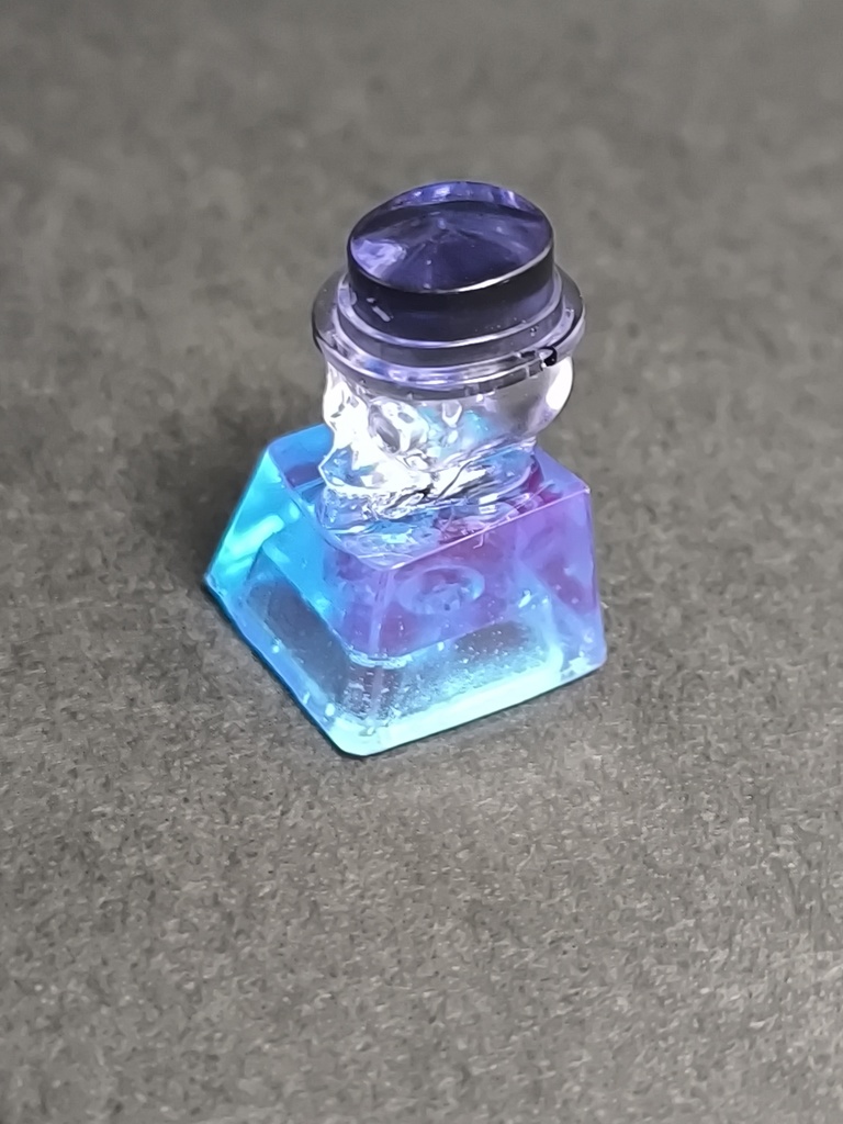 クリアなドクロキーキャップ