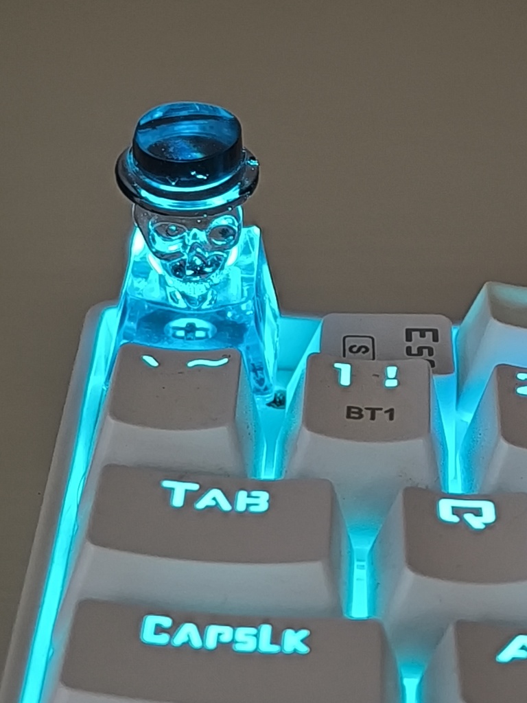 クリアなドクロキーキャップ