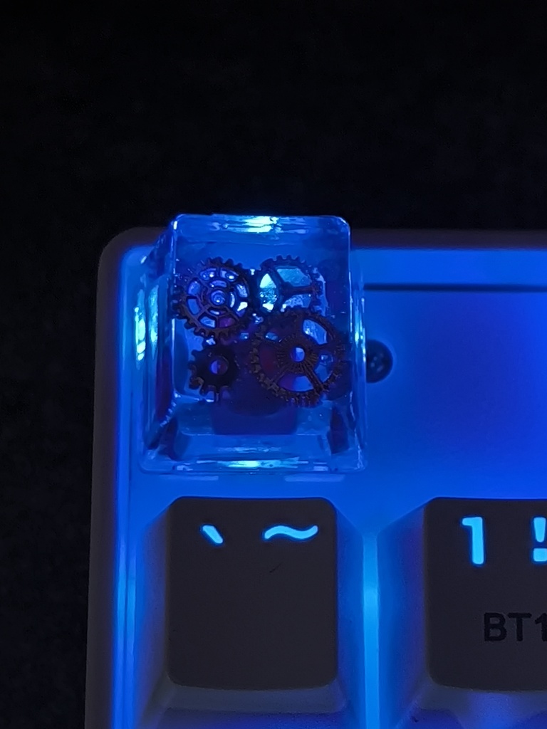 スチームパンク風 歯車 クリアパープルレジンキーキャップ