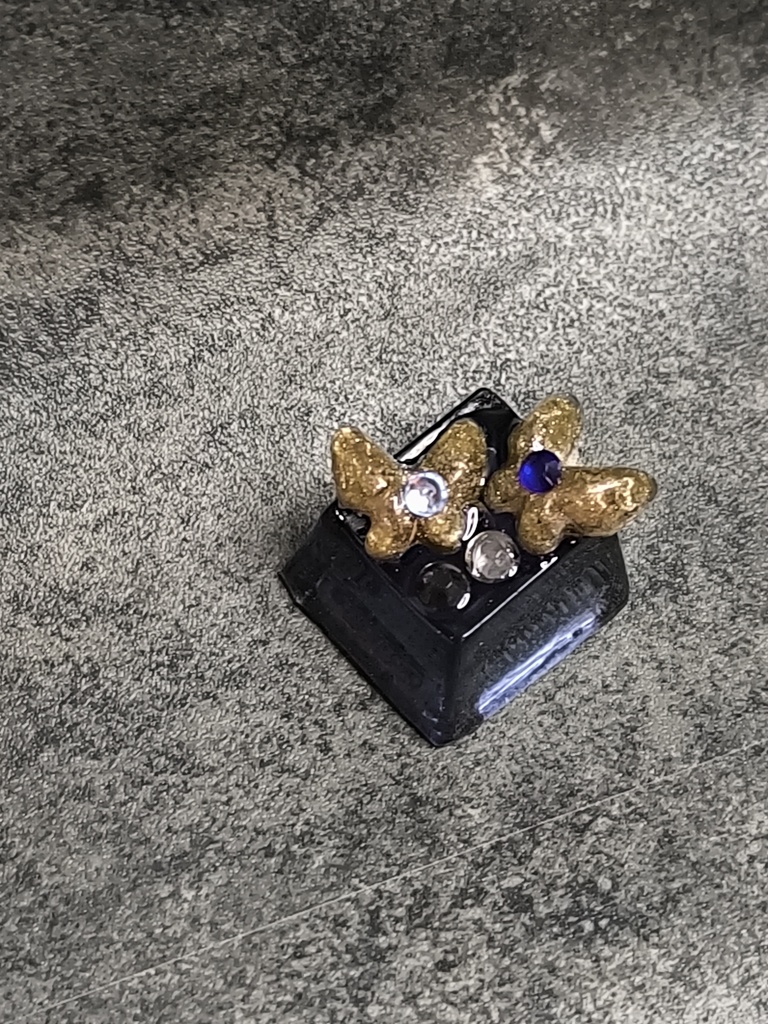 ゴールドバタフライ レジンキーキャップ
