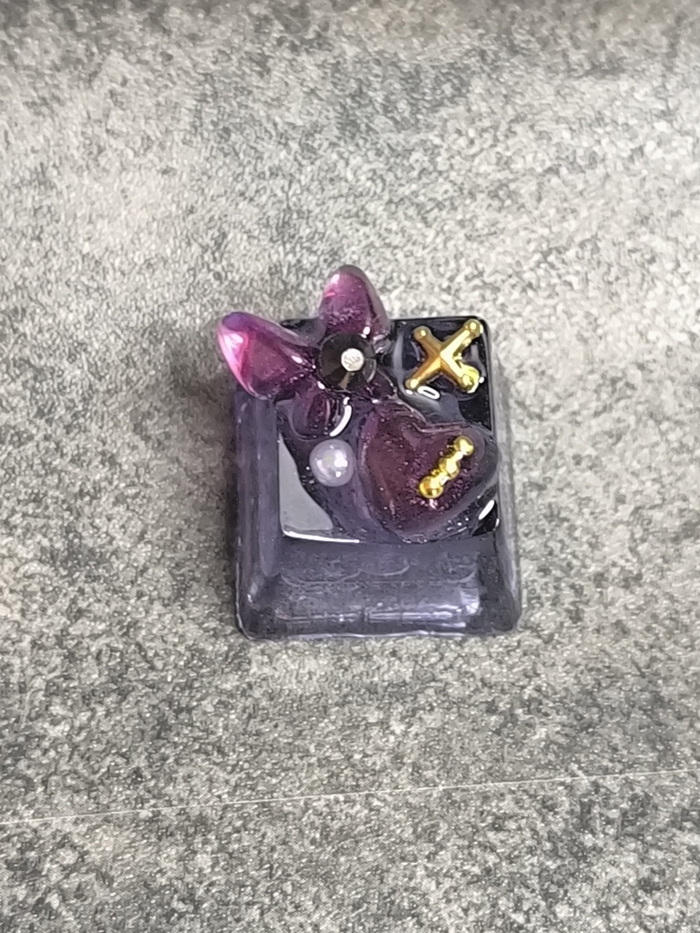 ゴシックバタフライ キーキャップ | クリアパープル×クリアレッド×ゴールド ハンドメイド