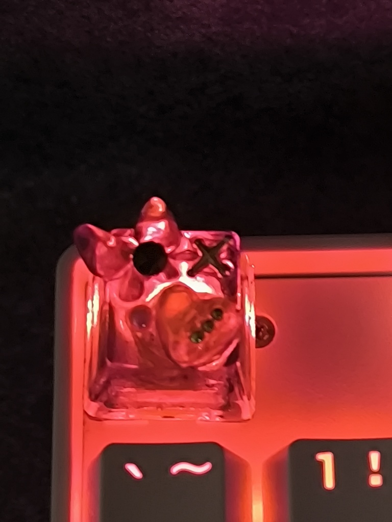 ゴシックバタフライ キーキャップ | クリアパープル×クリアレッド×ゴールド ハンドメイド