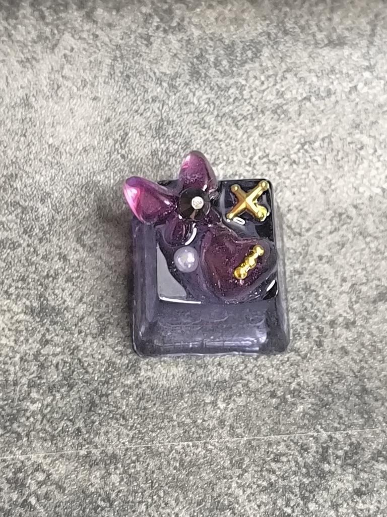 ゴシックバタフライ キーキャップ | クリアパープル×クリアレッド×ゴールド ハンドメイド