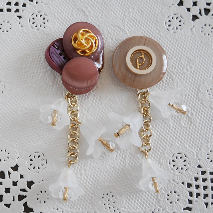 【1点もの】ボタンアクセサリー イヤリング/ピアス