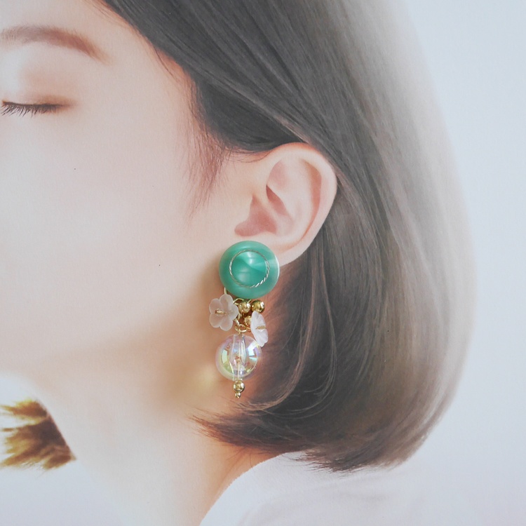 【1点もの】ボタンアクセサリー イヤリング/ピアス