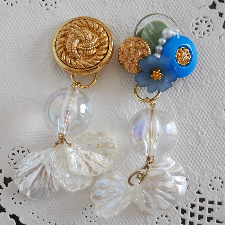 【1点もの】ボタンアクセサリー イヤリング/ピアス