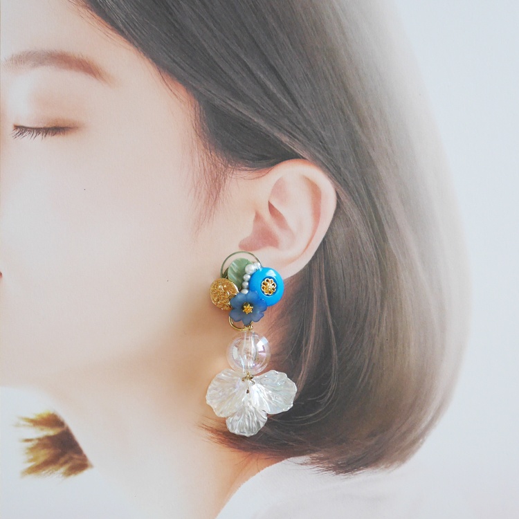 【1点もの】ボタンアクセサリー イヤリング/ピアス