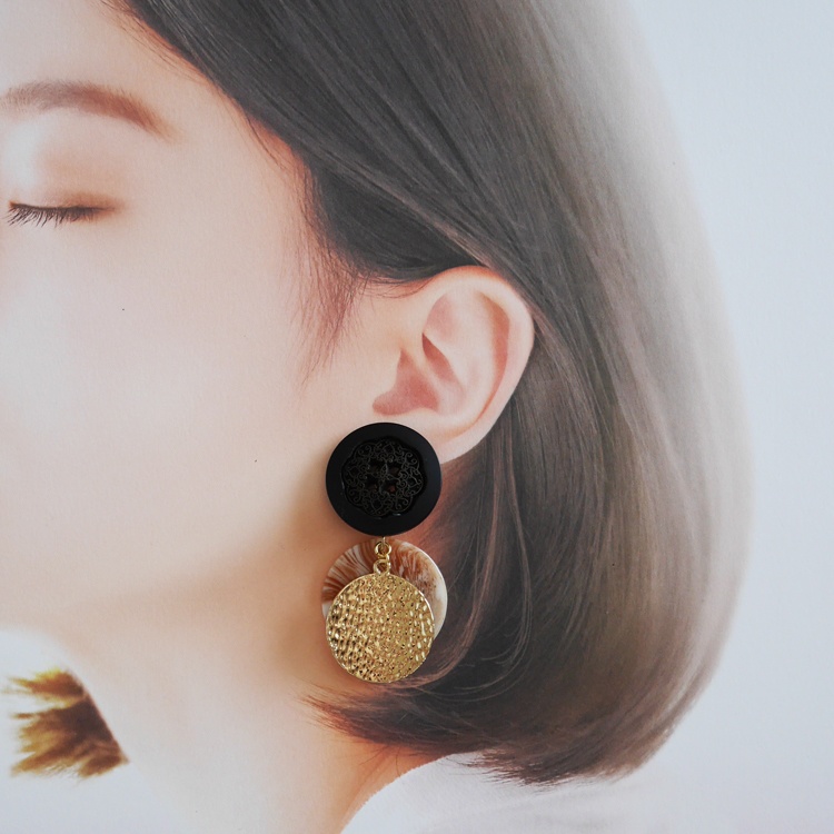 【1点もの】ボタンアクセサリー イヤリング/ピアス