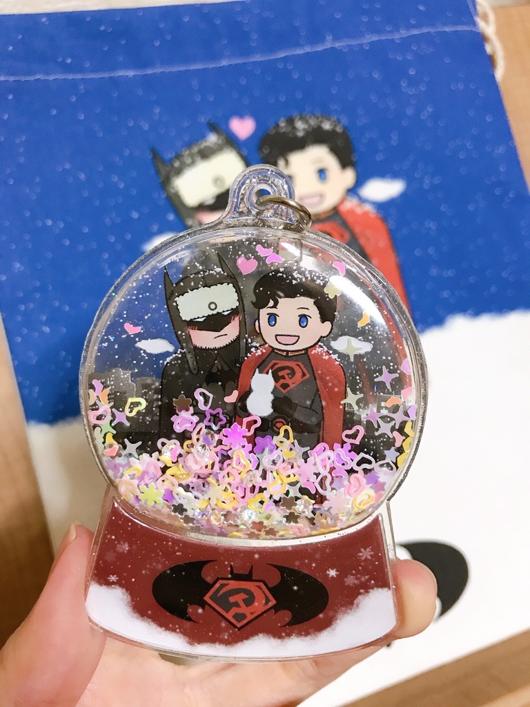 RED SON WORLD'S FINEST スノードームキーホルダー