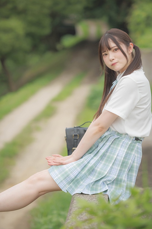 【C100新刊】ポートレート写真集「 夏眩向 」…なつくらみ…