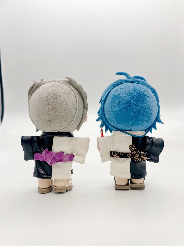 レザー着物(白黒・2種)