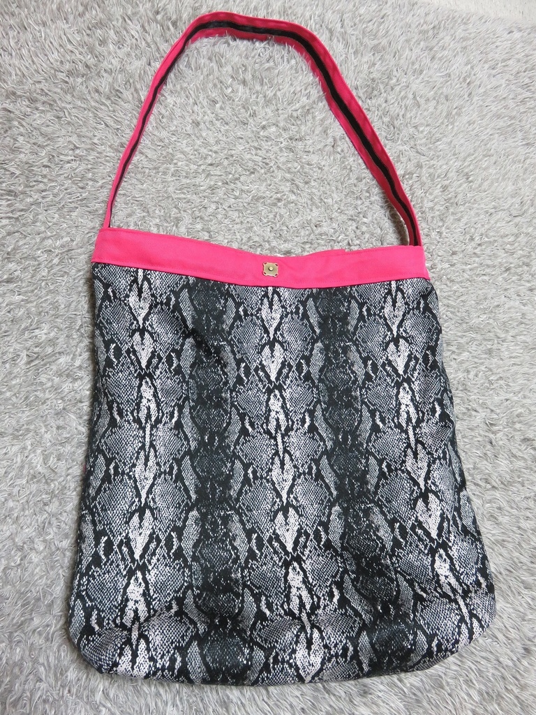 ゴロ美のショッピングバッグ