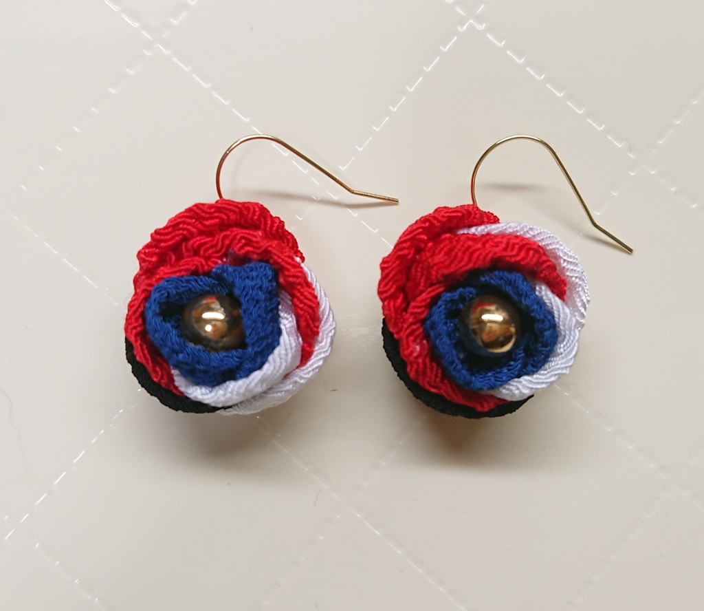 ツイステ デュース イメージピアス つまみ細工