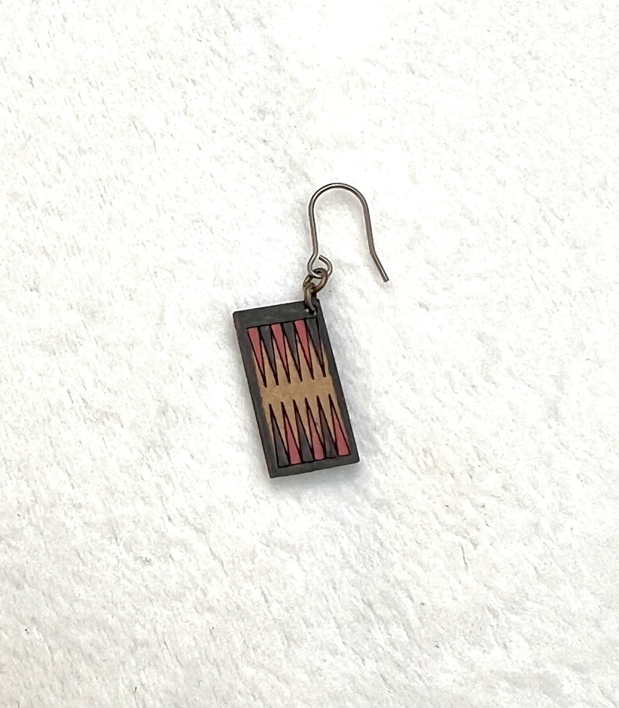バックギャモンピアス(片耳タイプ