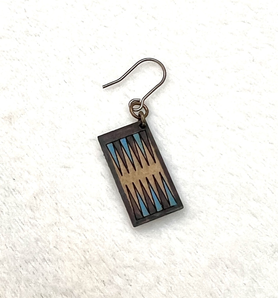 バックギャモンピアス(片耳タイプ