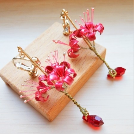 彼岸花 ＊ 赤 ＊ イヤリング / ピアス 【 和 】