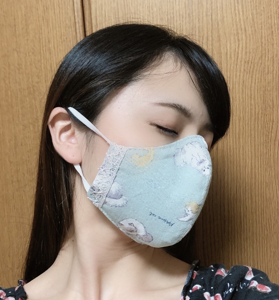 ママとお揃いにゃんこマスク