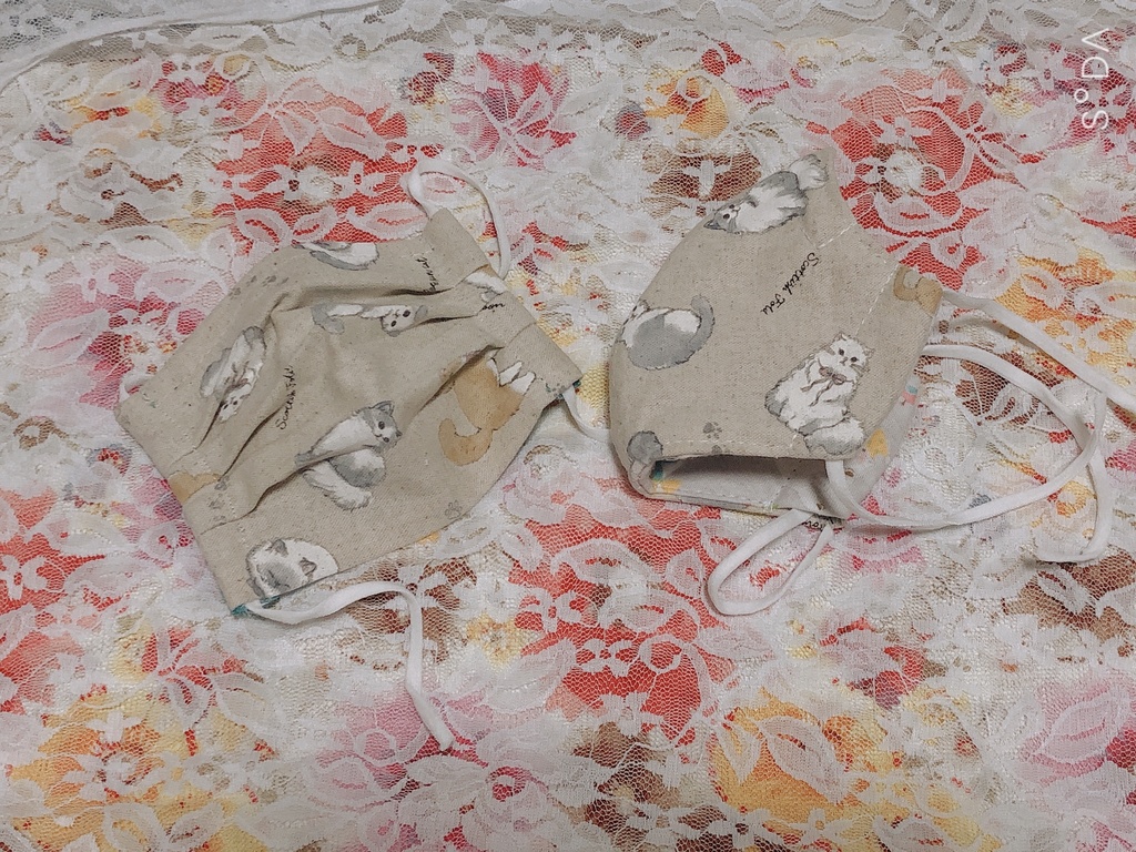 ママとお揃いにゃんこマスク