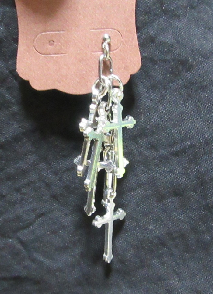 十字架のピアス（1個販売）