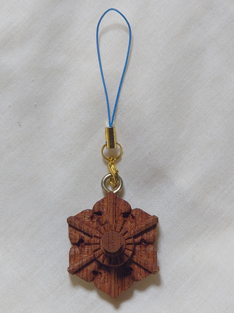 ミニ六葉ストラップ