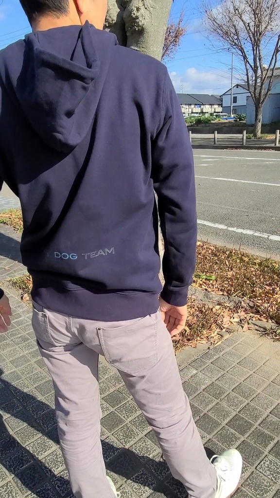 HAPPY DOG TEAM ロゴプリントパーカー