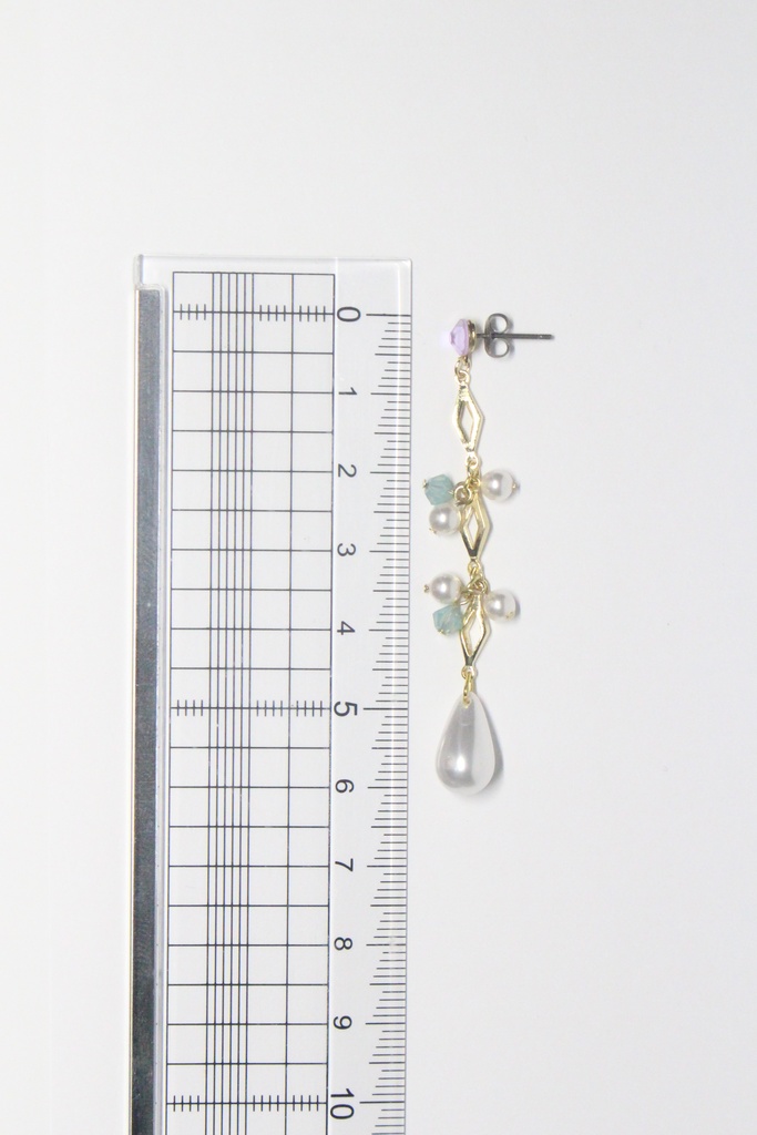 夕陽リリ イメージイヤーアクセサリー