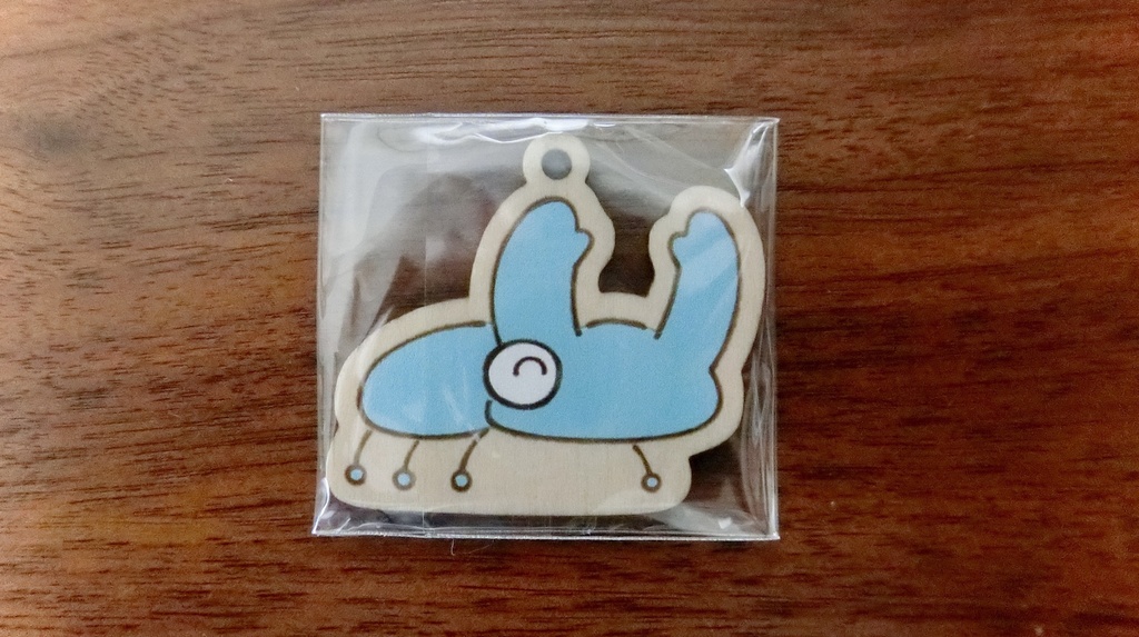 青色のアリガタクワガタ（木製ストラップ）