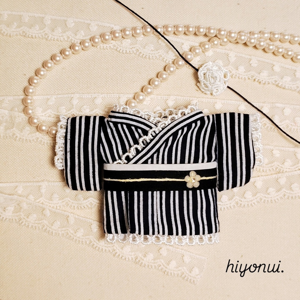 【大正レトロ風】16㎝ぬい服　✿ストライプ柄着物・帯・帯飾り