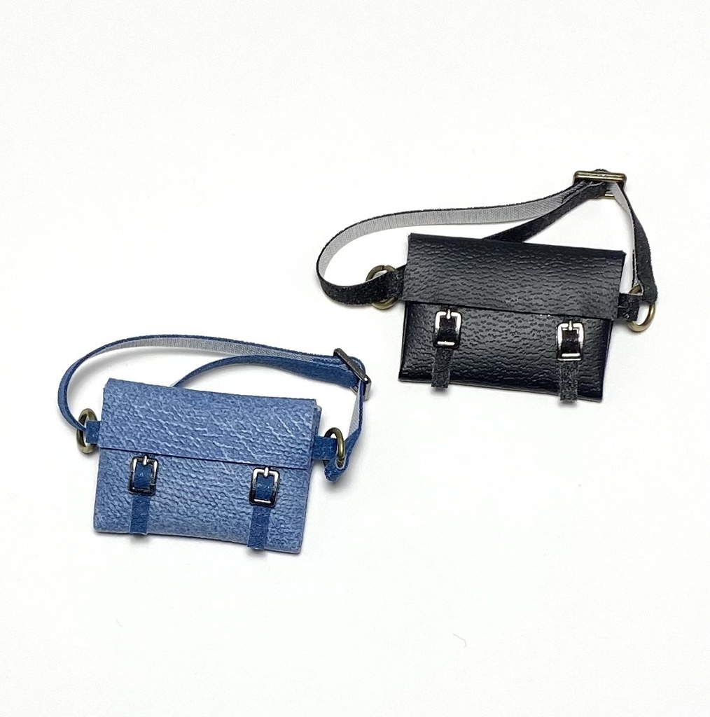 オビツ11 バックルボディバッグ