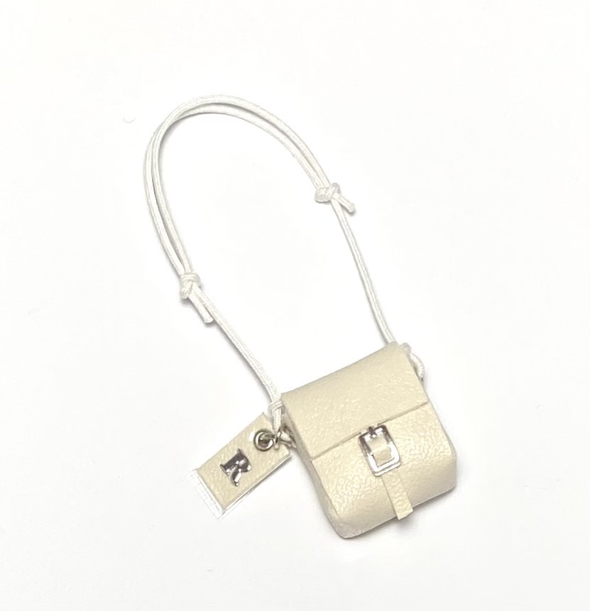 オビツ11 ボックス型ポシェ 英数字